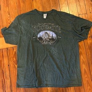 yosemite shirt from the park tourist size XXL